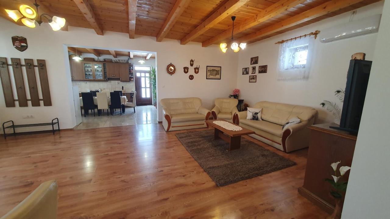 Kekszilva Vendeghaz Otel Pap Dış mekan fotoğraf